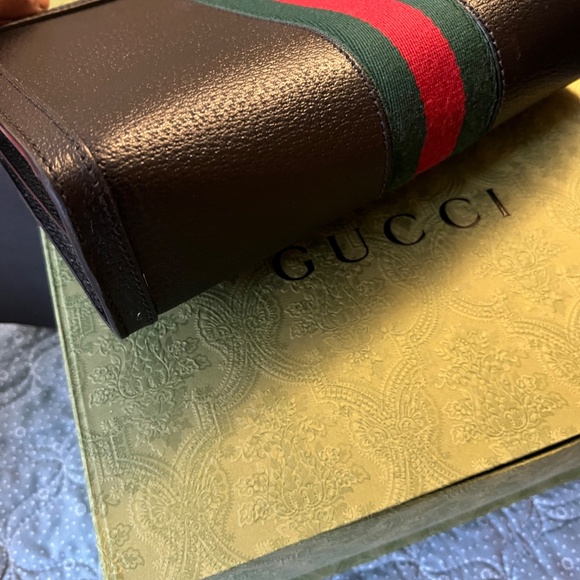 Gucci pouch - Picture 2 of 4